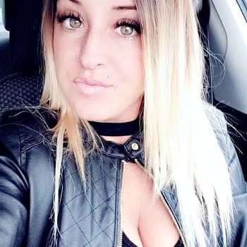 Contact met Melnia, 27 jarige Vrouw beschikbaar in Noord-Holland